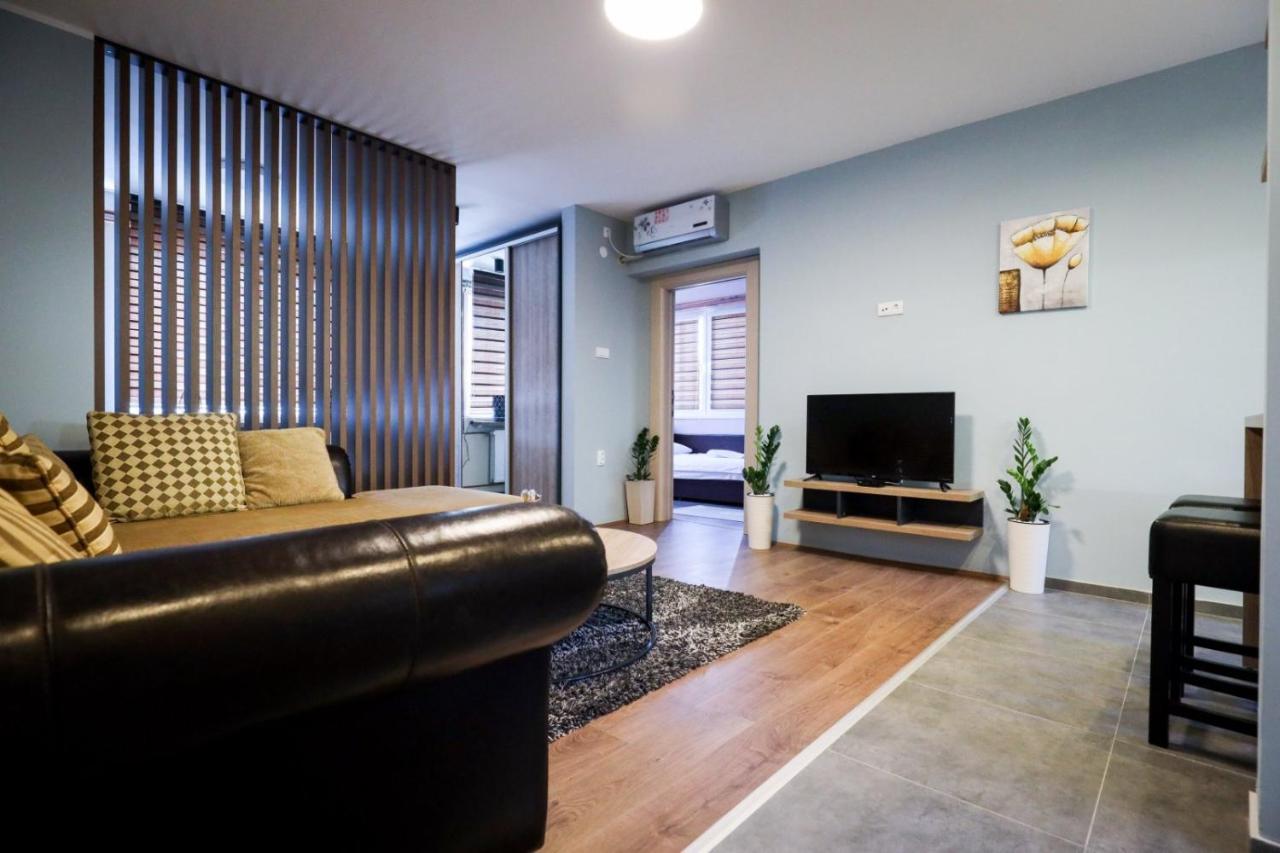 Domacin Komsijska Gostiona Zrenjanin Extérieur photo